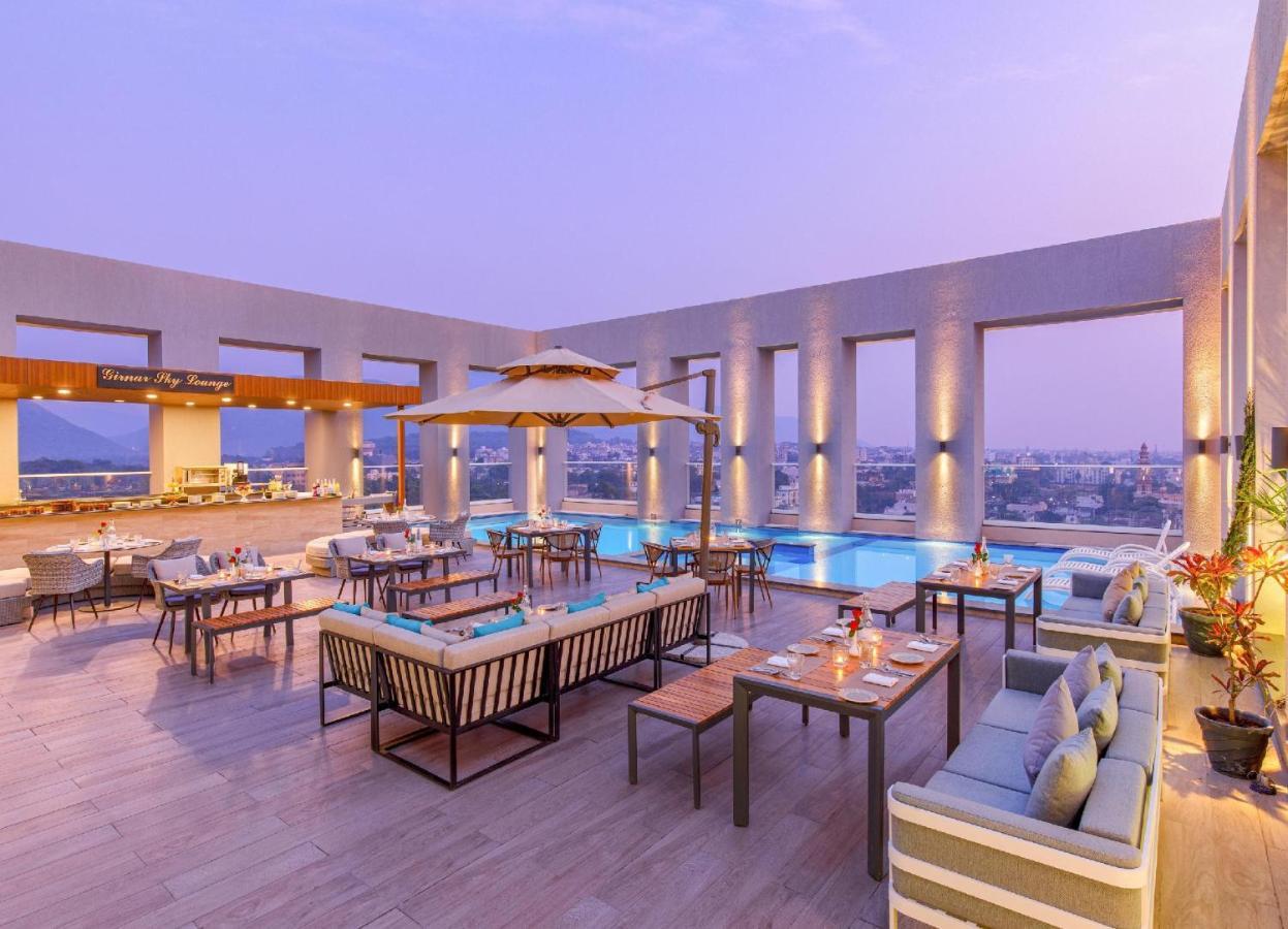 Bellevue Sarovar Premiere 주나가드 외부 사진